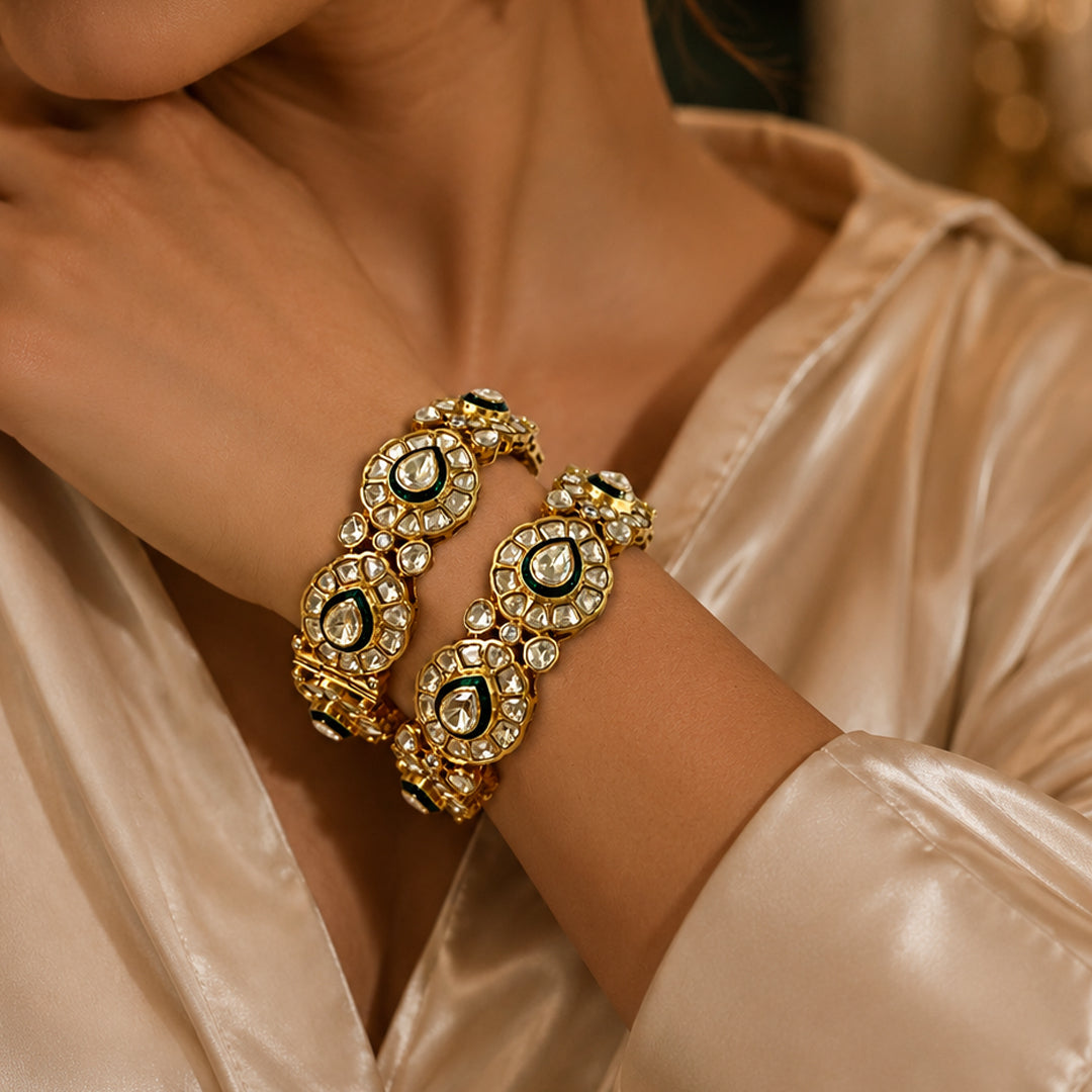 Nira Bangle