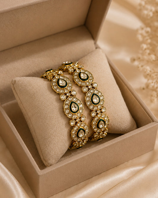 Nira Bangle